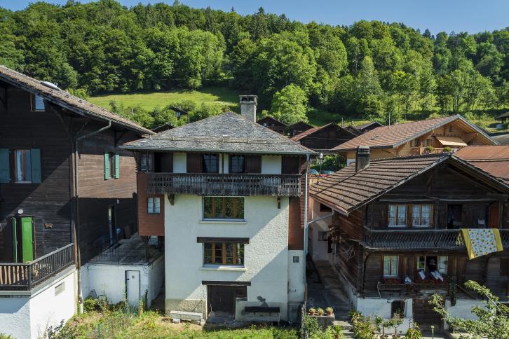 Maison villageoise, 6.5 pièces, 180.00 m2