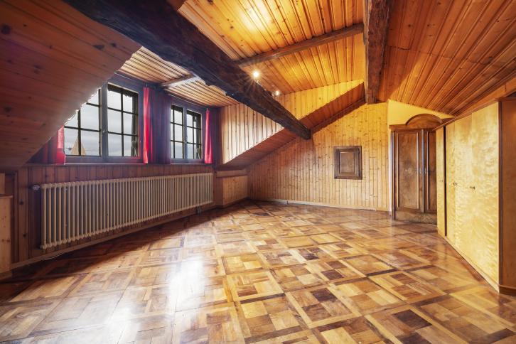 Maison contiguë, 5.5 pièces Maison contiguë, 5.5 pièces